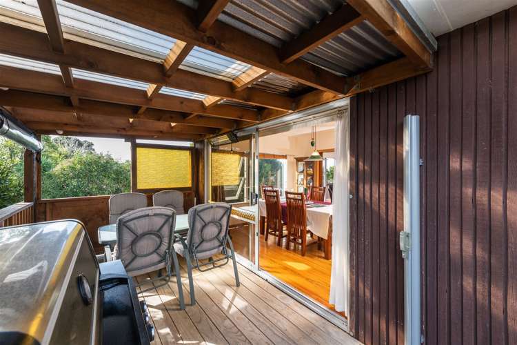 11 Pamela Place New Lynn_12