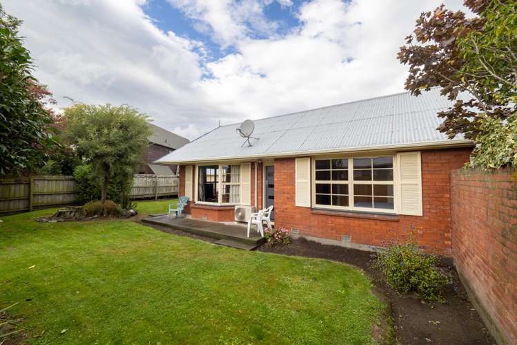 2/62 Alford Forest Road_0