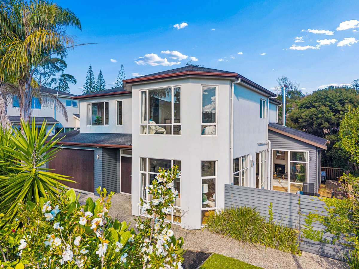 44 Newbury Place_0