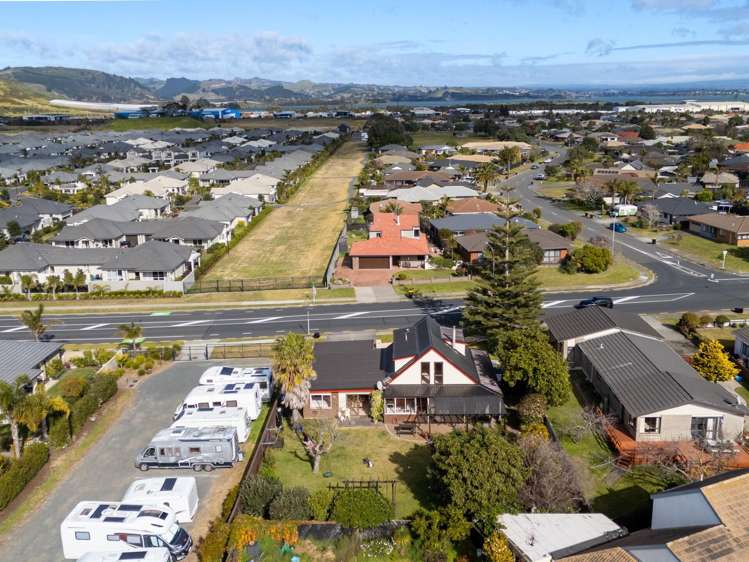241 Grenada Street Mt Maunganui_27