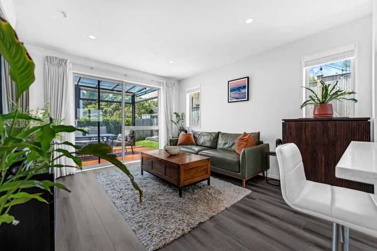 7/5 Woolfield Road_5