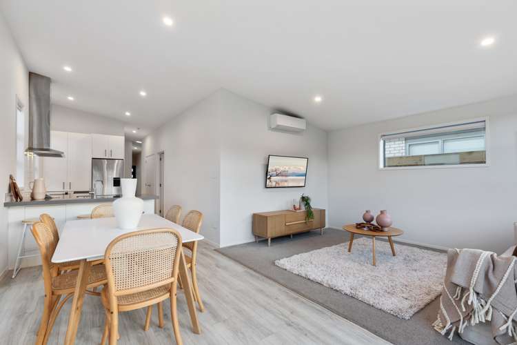 3 Foley Grove Pyes Pa_15