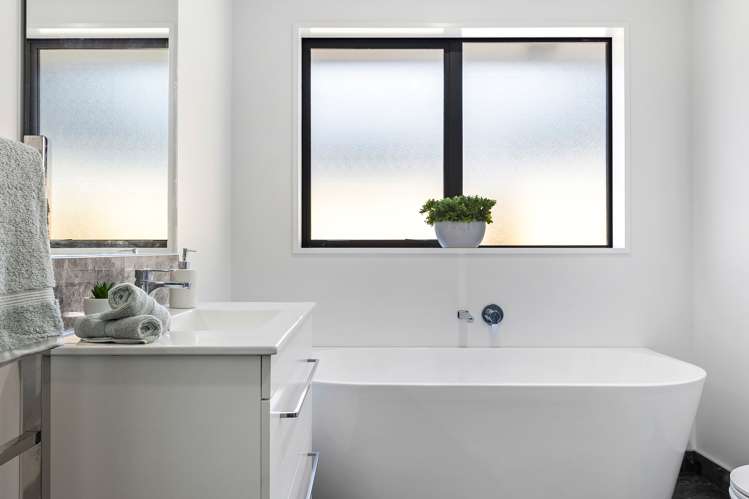 27 Crossley Avenue Woodend_6