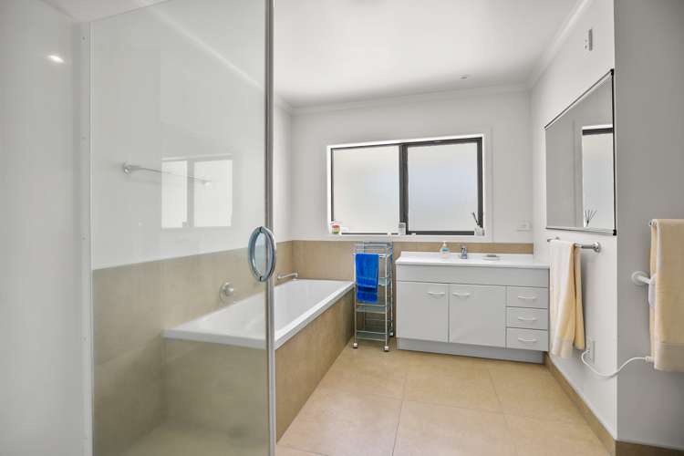 73 Aubin Close Pirongia_17