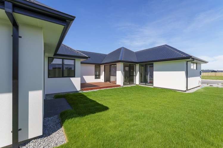 14 Lorenzos Lane Halswell_24