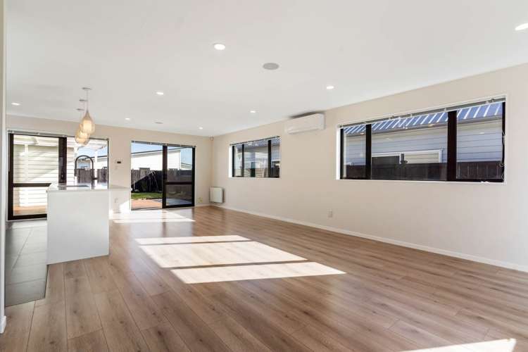 22 Holcroft Street Papakura_5