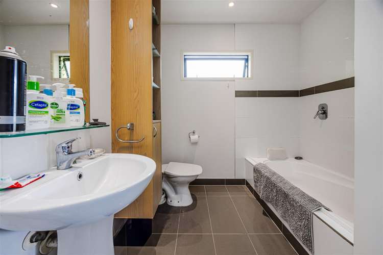 47/2 Armoy Drive Dannemora_11