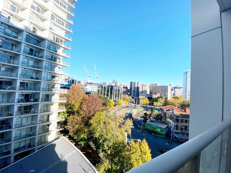 725/430 Queen Street Auckland Central_11
