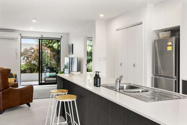 43/8 Thompson Park Road Mount Wellington_1