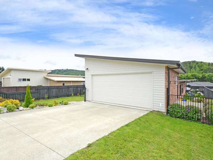 7 Diamond Grove Brown Owl_17