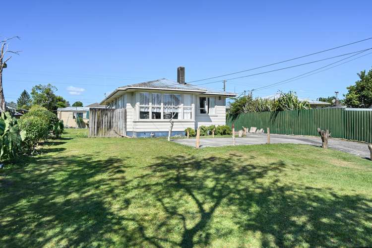 27 Halberg Crescent Chartwell_17