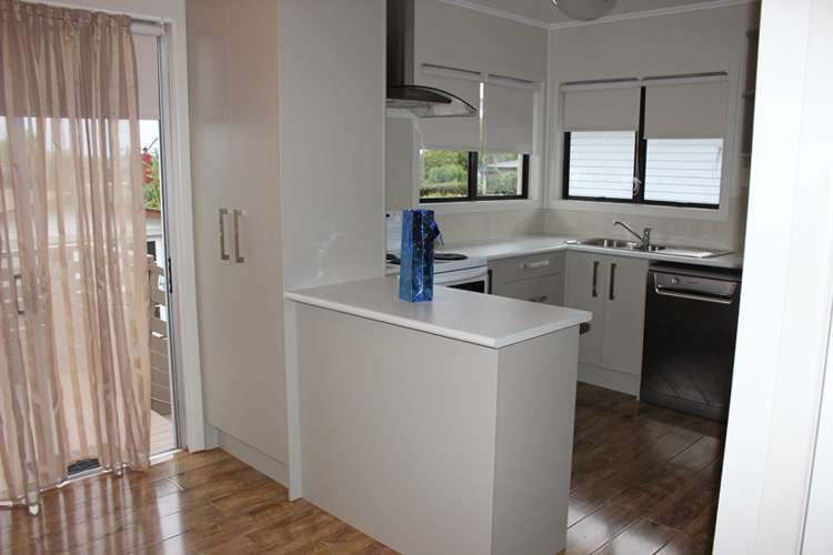 19 Kirrie Avenue Te Atatu South_5