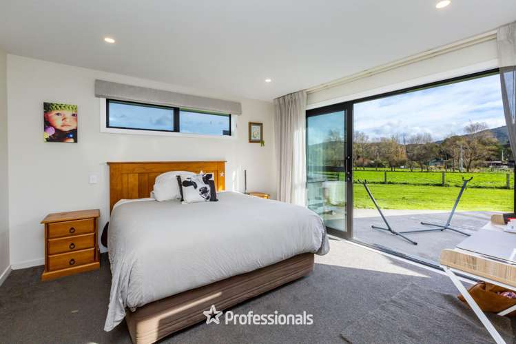 2A Turksma Lane Kaitoke_17