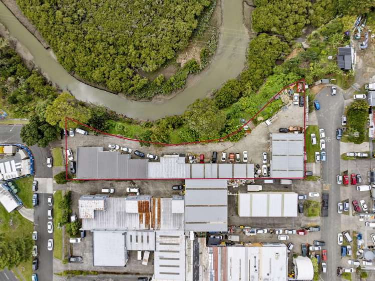 8 Riverbank Road and 7 Cunard Street New Lynn_8