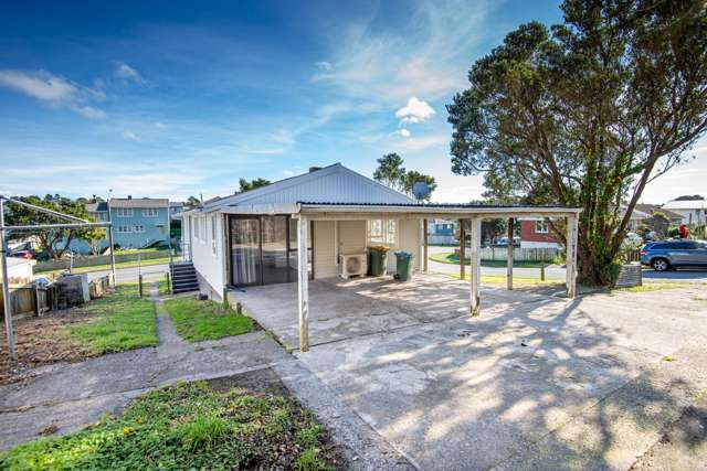 2 Penguin Grove Waitangirua_2