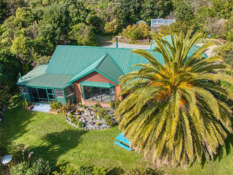 2A Golden Sands Road Barrytown_1