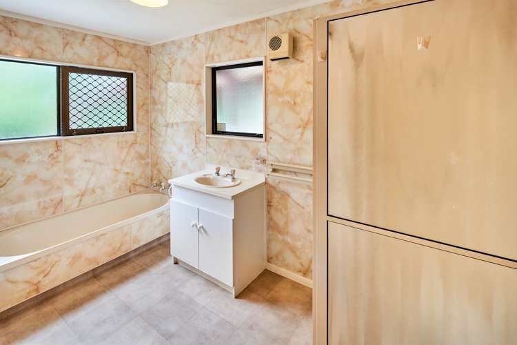 8 Plateau Road Te Marua_11