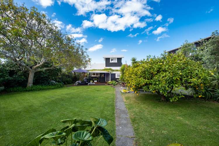 102 Beach Road Haumoana_22