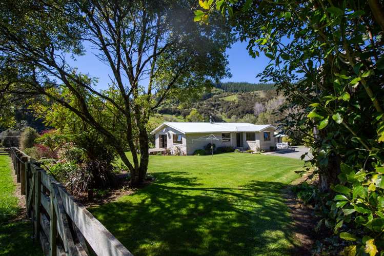 312 Lud Valley Road Hira_50