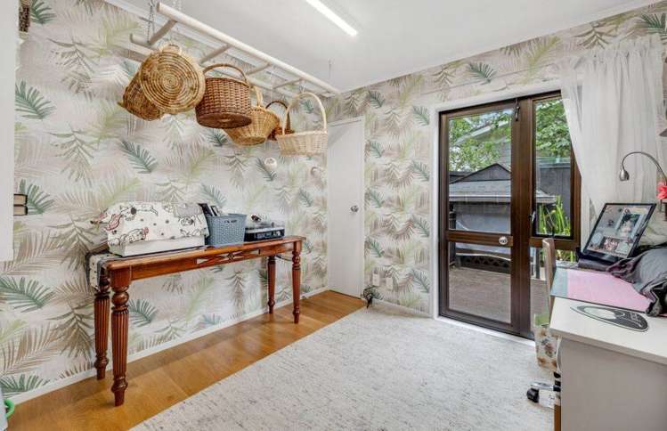 80A Beach Road Mellons Bay_9