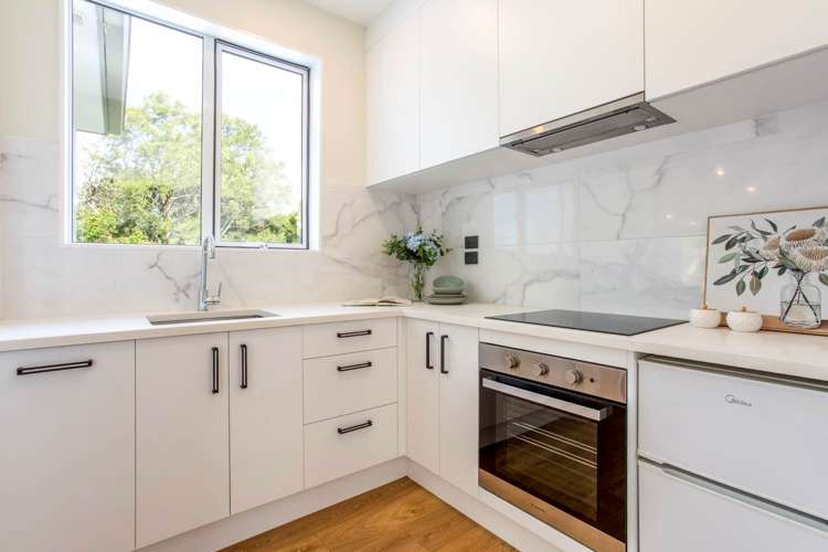 20d Coronation Street Belmont_9