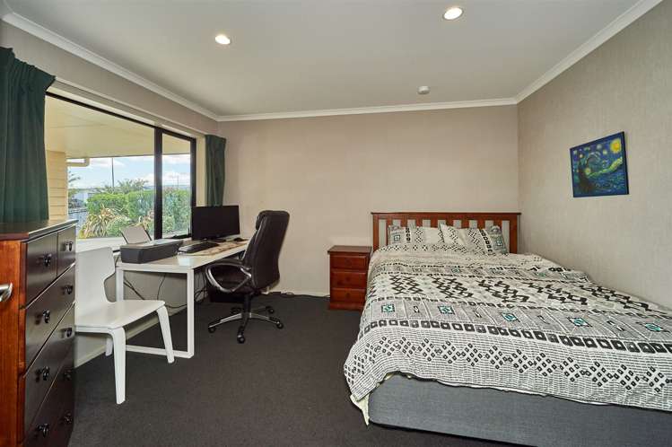 170 Pacific Drive Fitzherbert_8