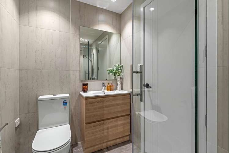 42-44 Byron Avenue Takapuna_33