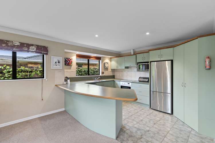 5 Chesterton Drive Leamington_1