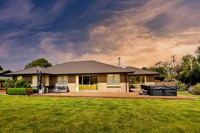 Modern + Garaging + Immediate Possession