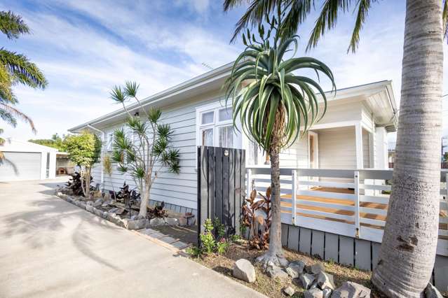 Character 1930s Bungalow on Jervois