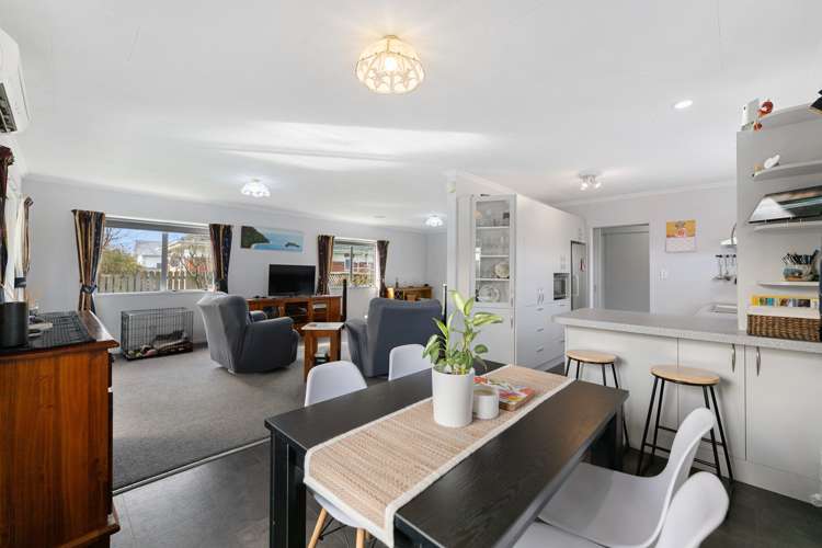 22 Chaucer Street Milton_5