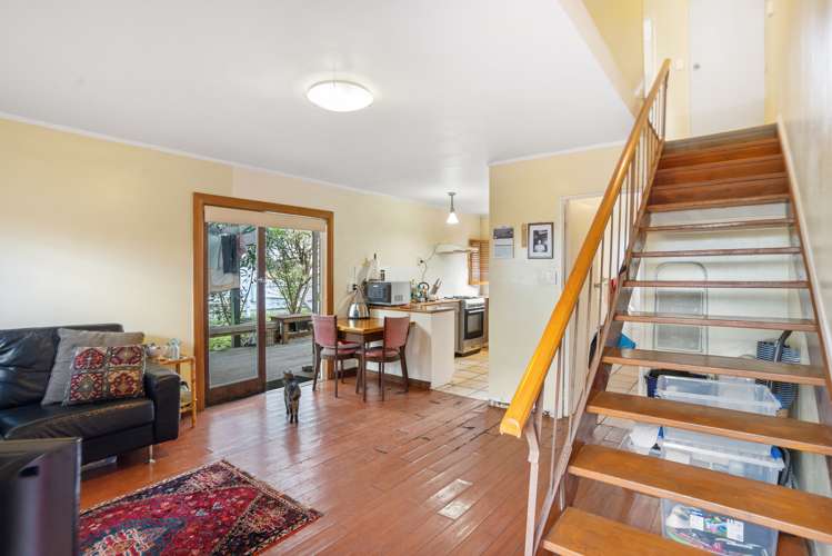 1/22 Spring Street Onehunga_2