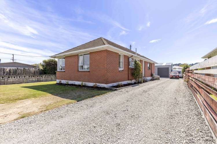 3 Anderson Place Gore Surrounds_18