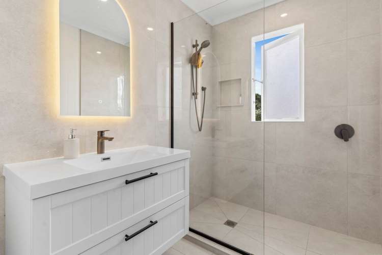 5 Church Street Tuakau_14