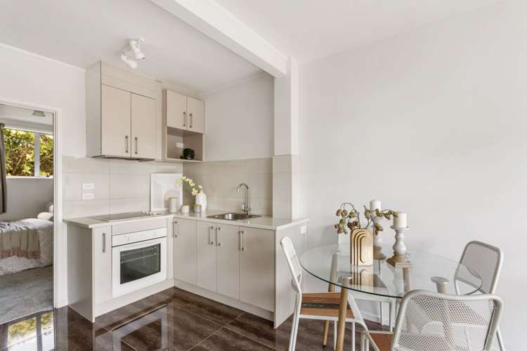 3/19a Forrest Hill Road Milford_6