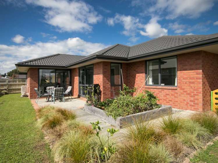 37 West Thompson Street Leamington_17