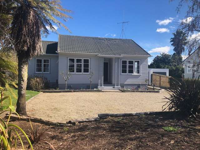 Fantastic 4 Bedroom House Karapiro Village.