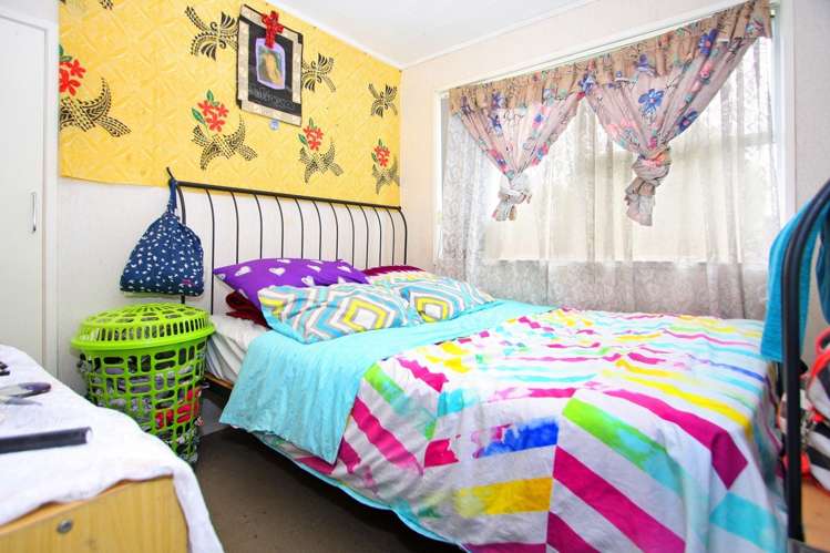 6 Staverton Crescent Mangere_6