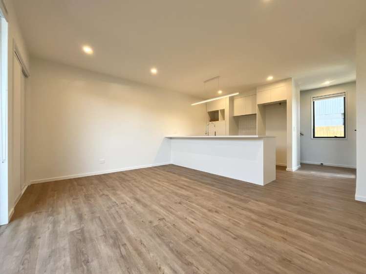 2/83 Edinburgh Street 10222_4