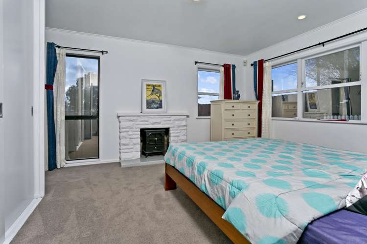 32 Fairclough Road Beach Haven_13