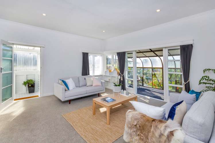 727 East Coast Road Browns Bay_6