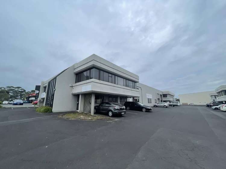 D and E/83 Springs Road East Tamaki_7