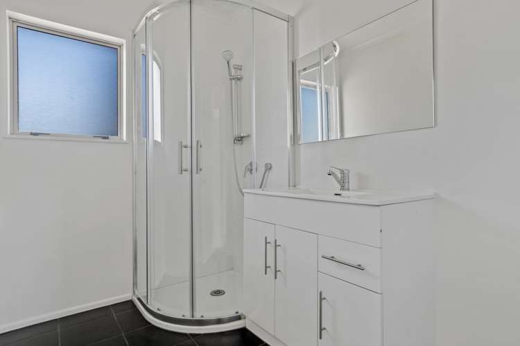 75a Henderson Crescent Parkvale_8