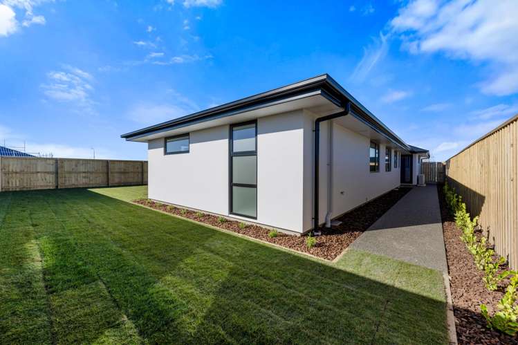50 Falcons View Drive Rolleston_26