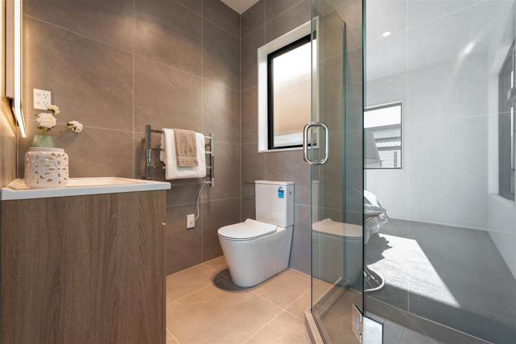 46 Whakairo Crescent Gulf Harbour_15