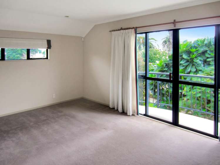 24 Canterbury Park Lane Ellerslie_12