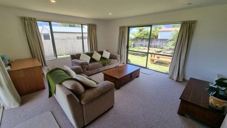 17 Pekanga Drive Fox Glacier_4