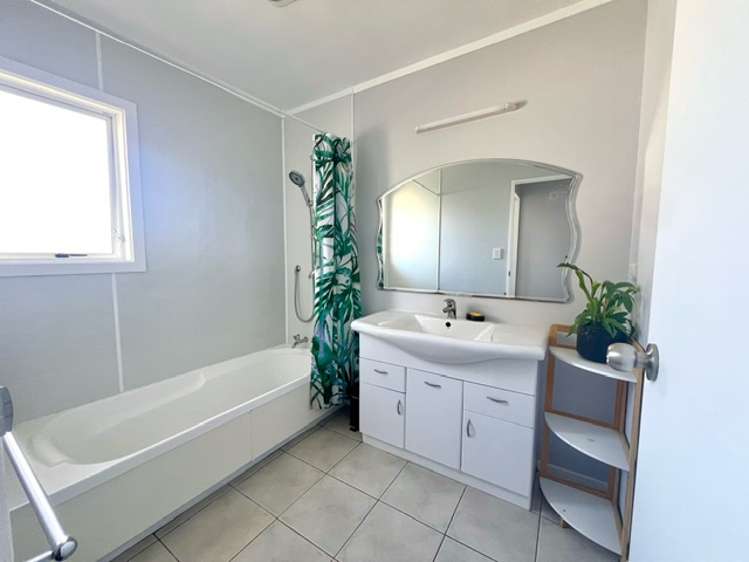 36 Tyndall Road Outer Kaiti_16