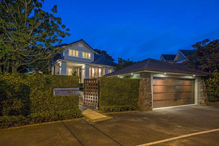 110 Vauxhall Road Narrow Neck_16