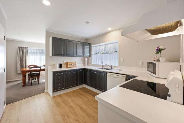 1/242 Botany Road Golflands_2